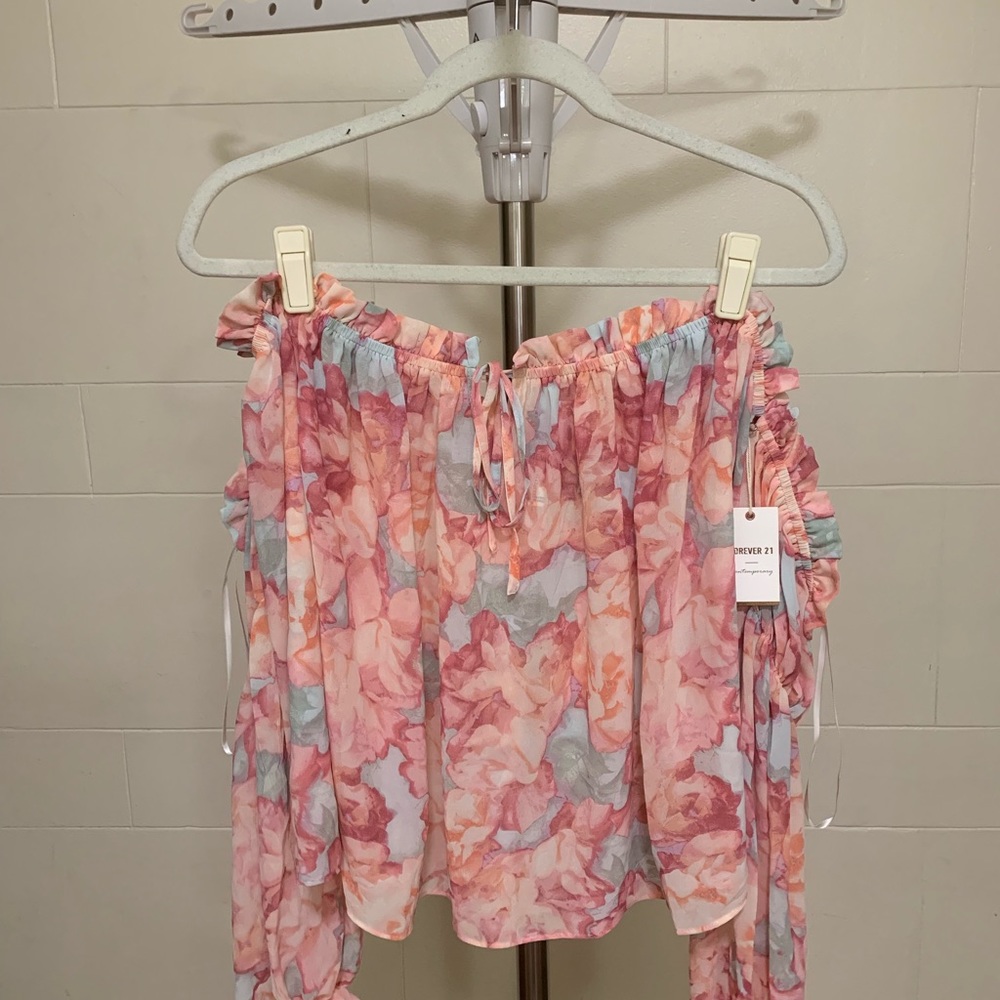 Floral off shoulder blouse